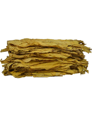 Tas de feuilles naturelles de tabac virginia blond